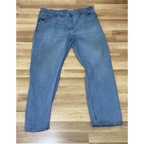 Wrangler Jeans Regular Fit Mens Denim Blue Jeans Size  40 X 30 Straight Leg - Picture 1 of 8